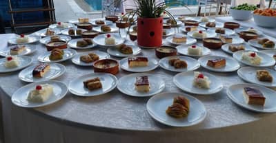 Food & Drinks