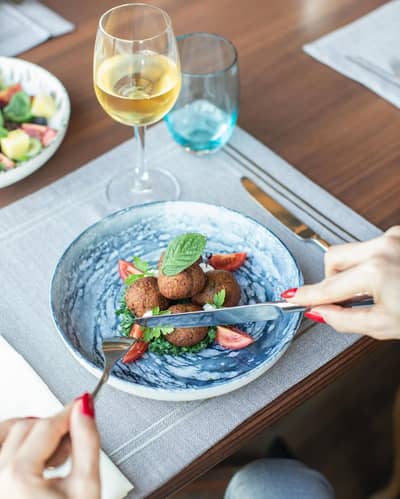 Food & Beverage
