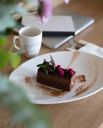 Food & Beverage