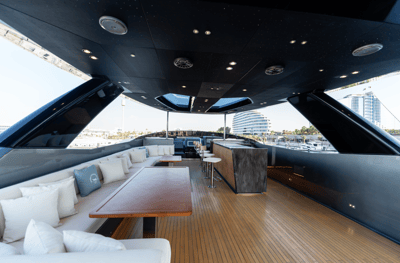 Upper Deck / Sky Deck / Sun Deck