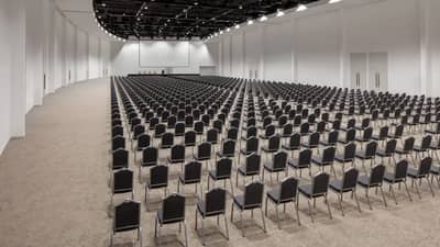 Theatre-style seating at Grand Hyatt Dubai Convention Centre.