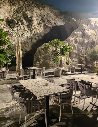 Rocky outdoor dining area at Habib Beirut Restaurant, Khorfakkan, Sharjah.