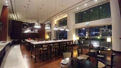 MezzaLuna - Trattoria Italiana