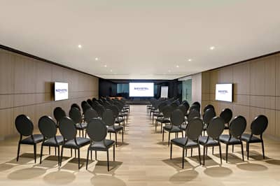 Meeting Room 01