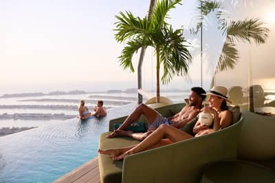 AURA SKYPOOL