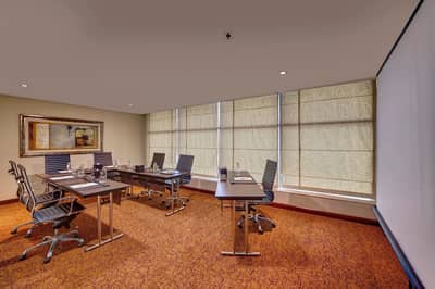 Two Seasons Hotel & Apartments Dubai