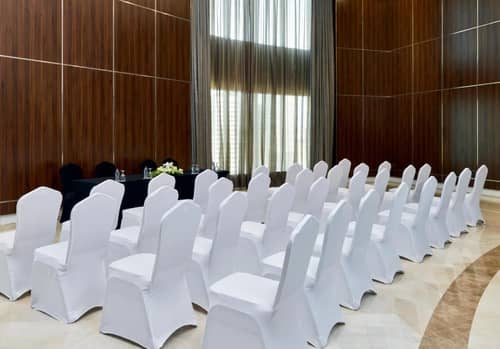 Best Plaza West Bay Hotel