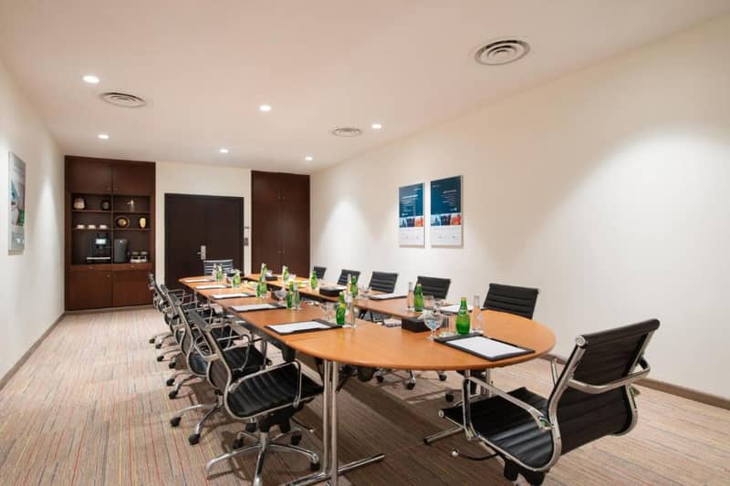 Holiday Inn Riyadh Al Qasr, an IHG Hotel