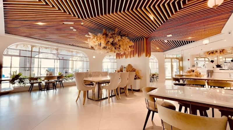 7 Vibez Restaurant Muscat