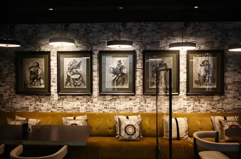 The Eloquent Elephant, Taj Dubai