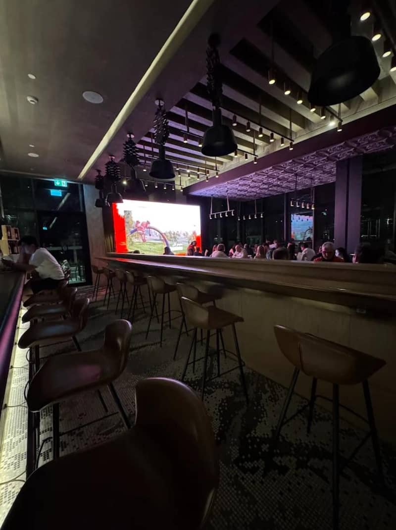 NoHo Bar & Grill