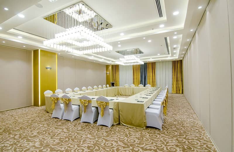 Al Murooj Grand Hotel