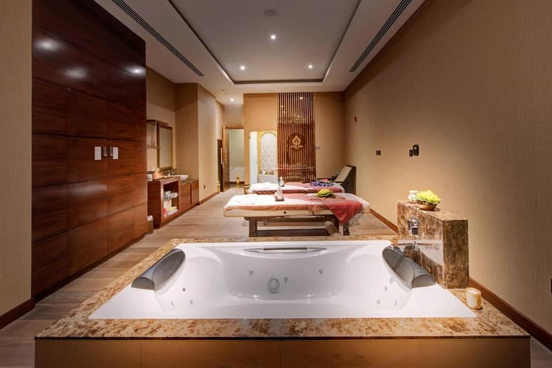 Crowne Plaza Muscat Ocec An IHG Hotel