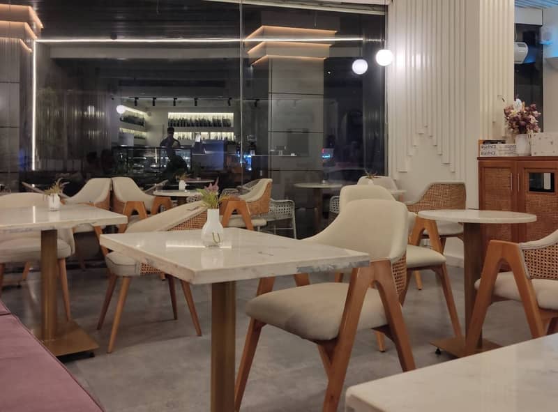 R7A Cafe Madinah