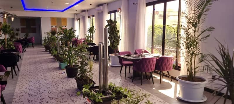Yarivan Lounge