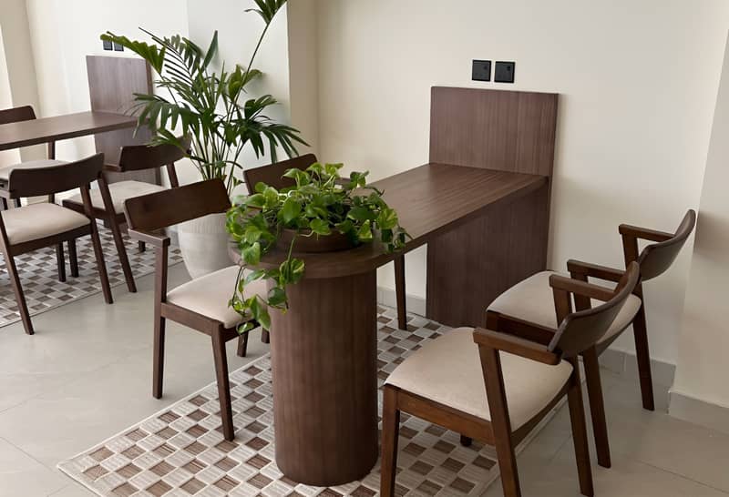 Elegant Cafe Sakaka