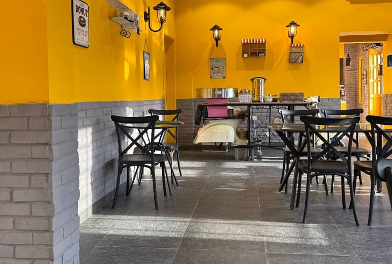 Cups And Cone Cafe Turaif
