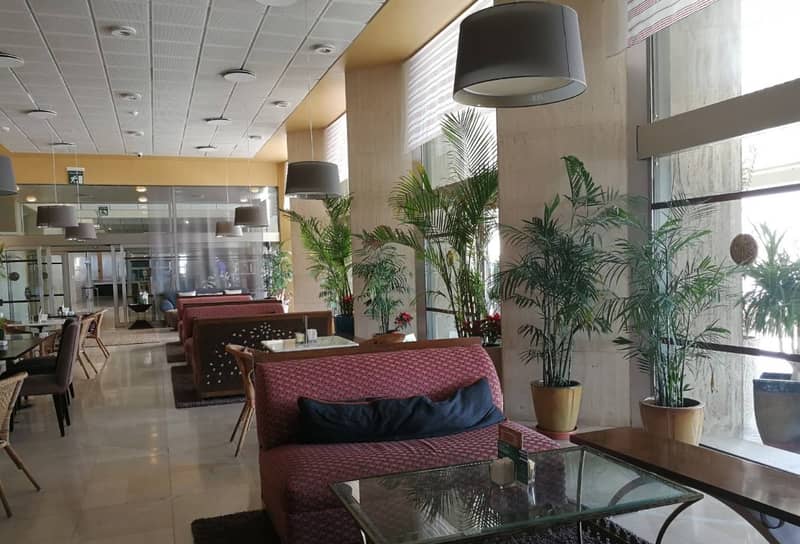 Darseen Cafe