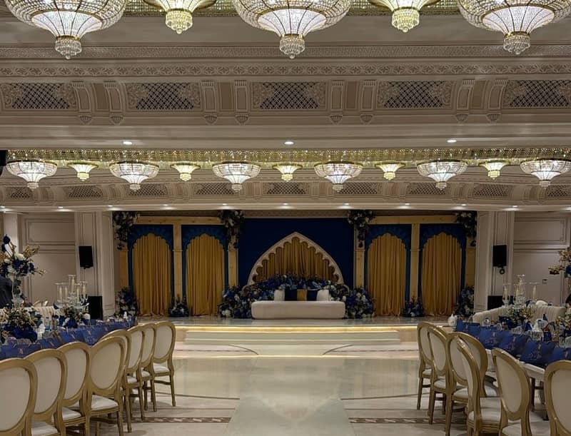 Al Qasr Hall Street Oman