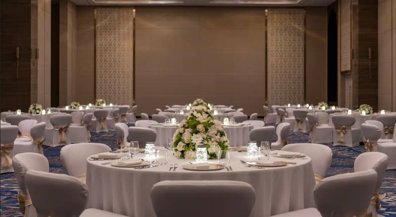 Abesq Doha Hotel And Residences An IHG Hotel