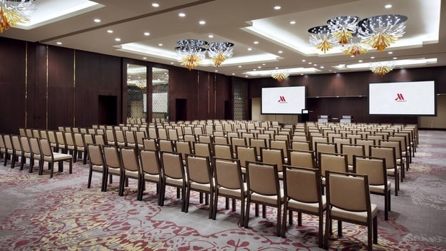 grand_ballroom_01_676e4c1ce09e5.jpg