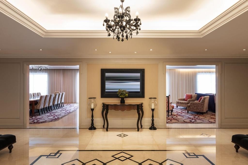The Westin Dubai Mina Seyahi Beach Resort & Marina