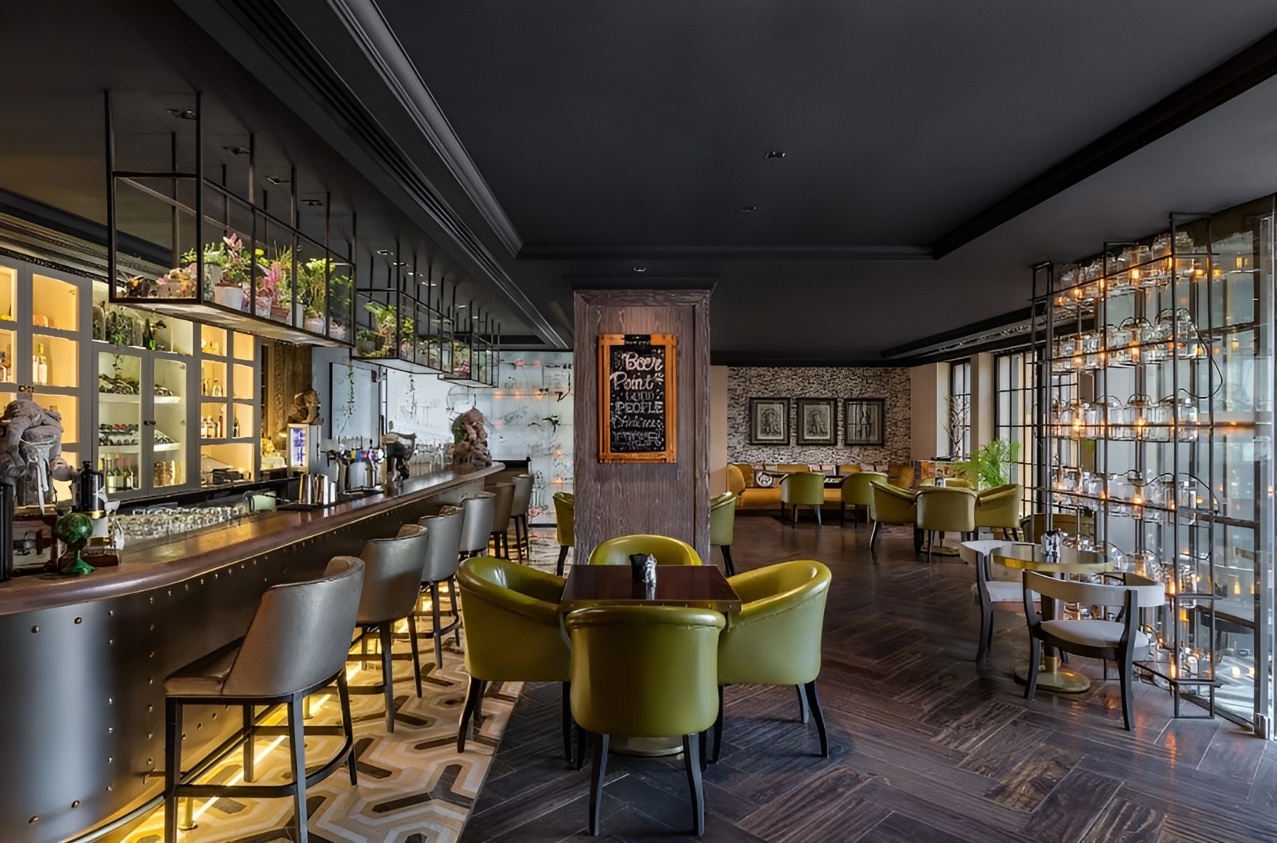 The Eloquent Elephant, Taj Dubai