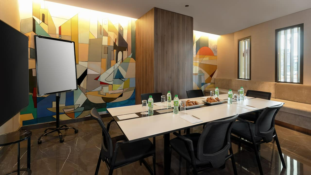 business_meeting_room