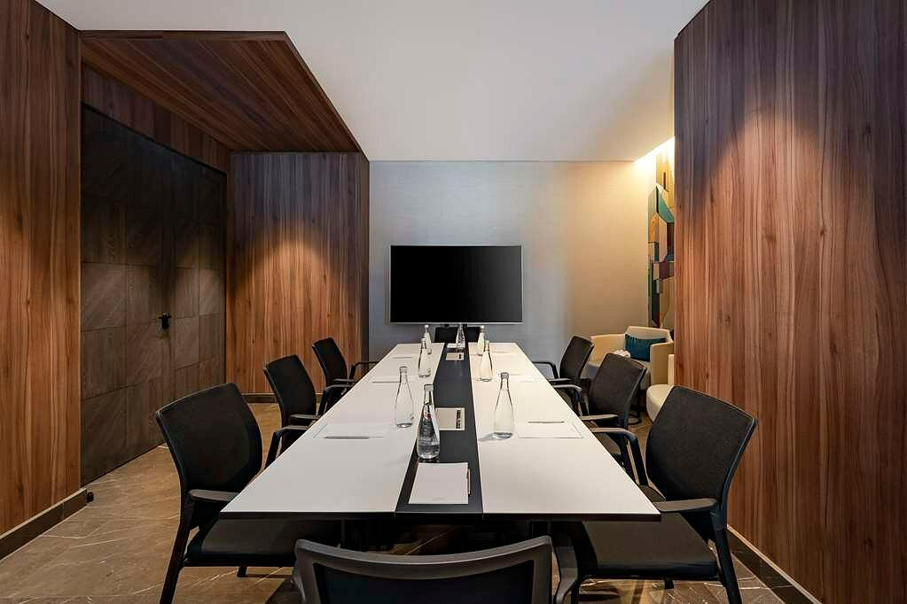 meeting_room
