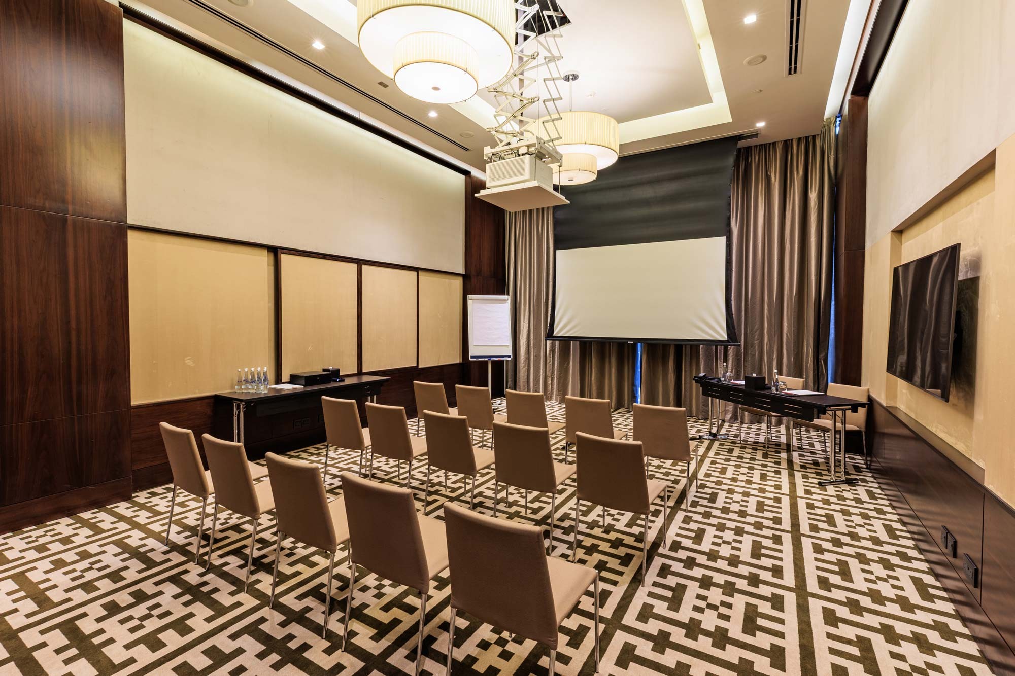 Grand Hyatt Abu Dhabi - Qimasha 2