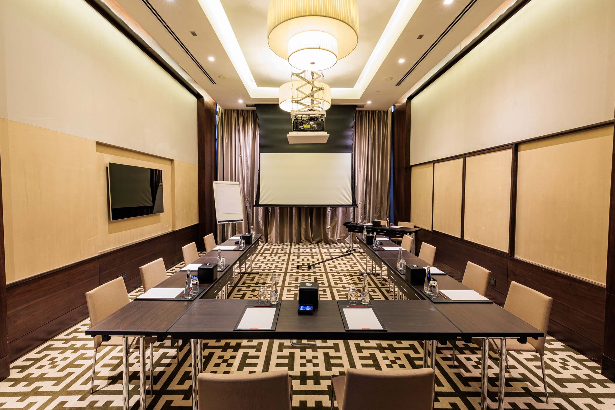 Grand Hyatt Abu Dhabi - Qimasha 2