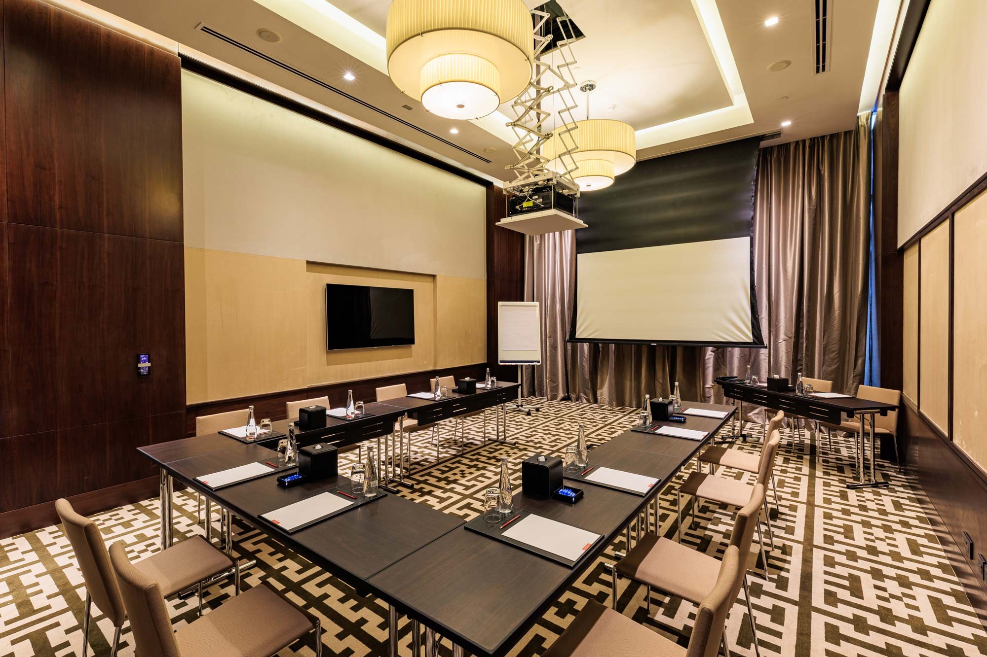 Grand Hyatt Abu Dhabi - Qimasha 2
