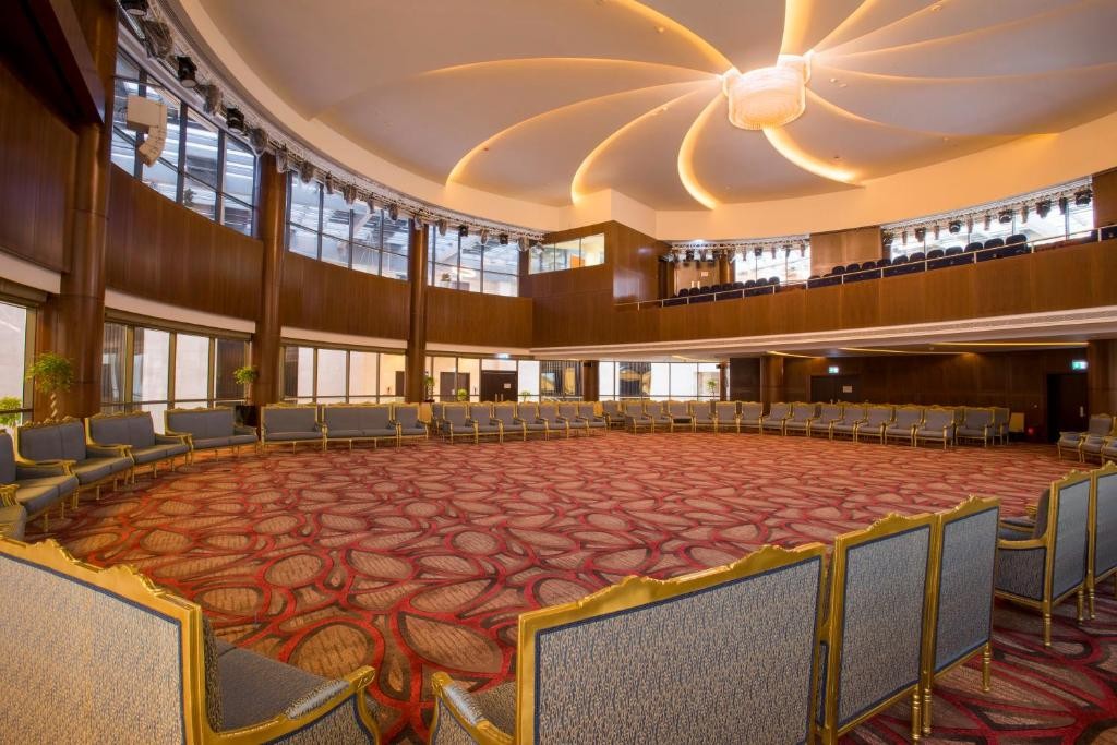 Siwar Hall
