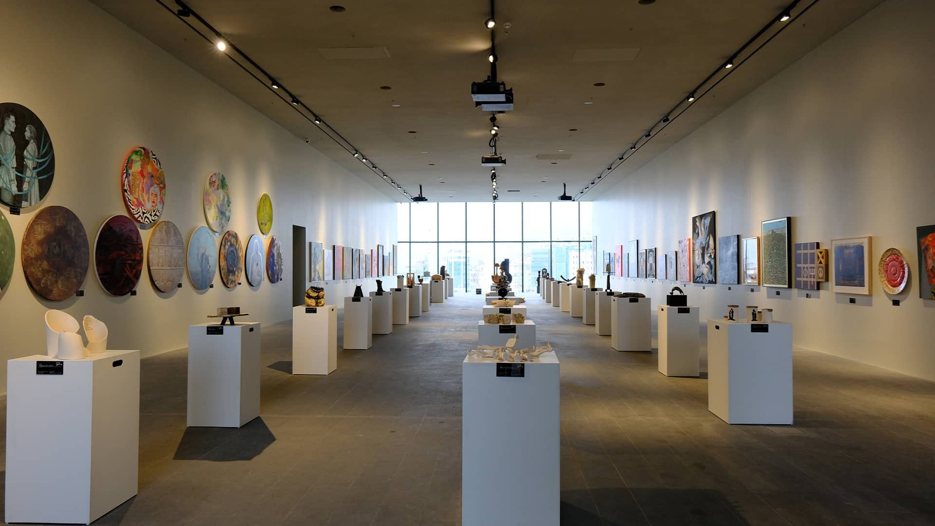 AKM Gallery