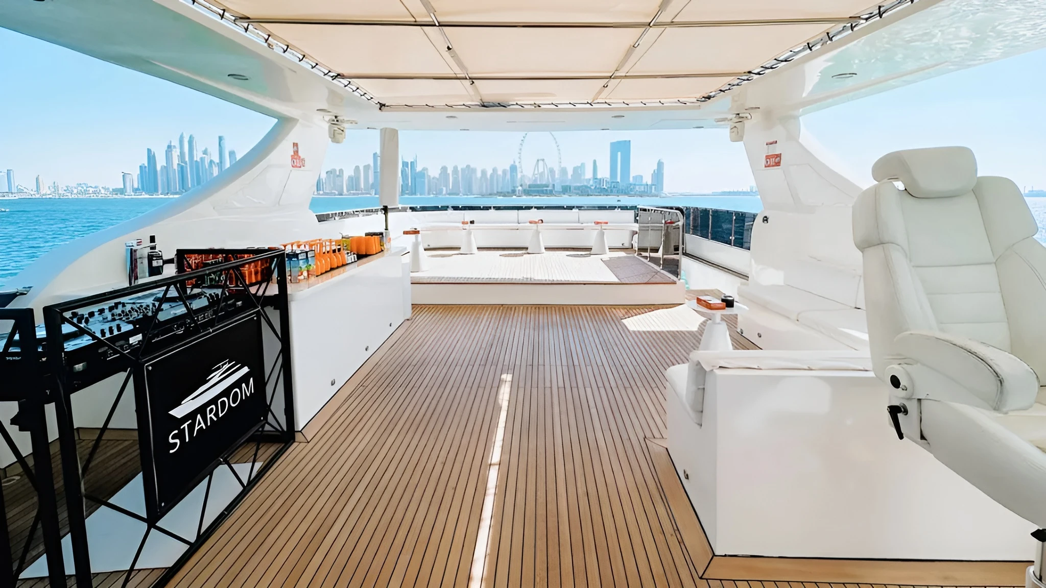 Upper Deck / Sky Deck / Sun Deck