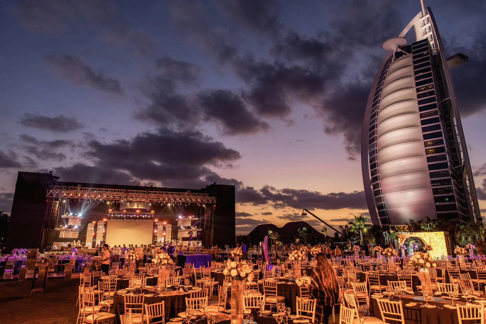 Jumeirah Beach Hotel stage and sunset view, Dubai.