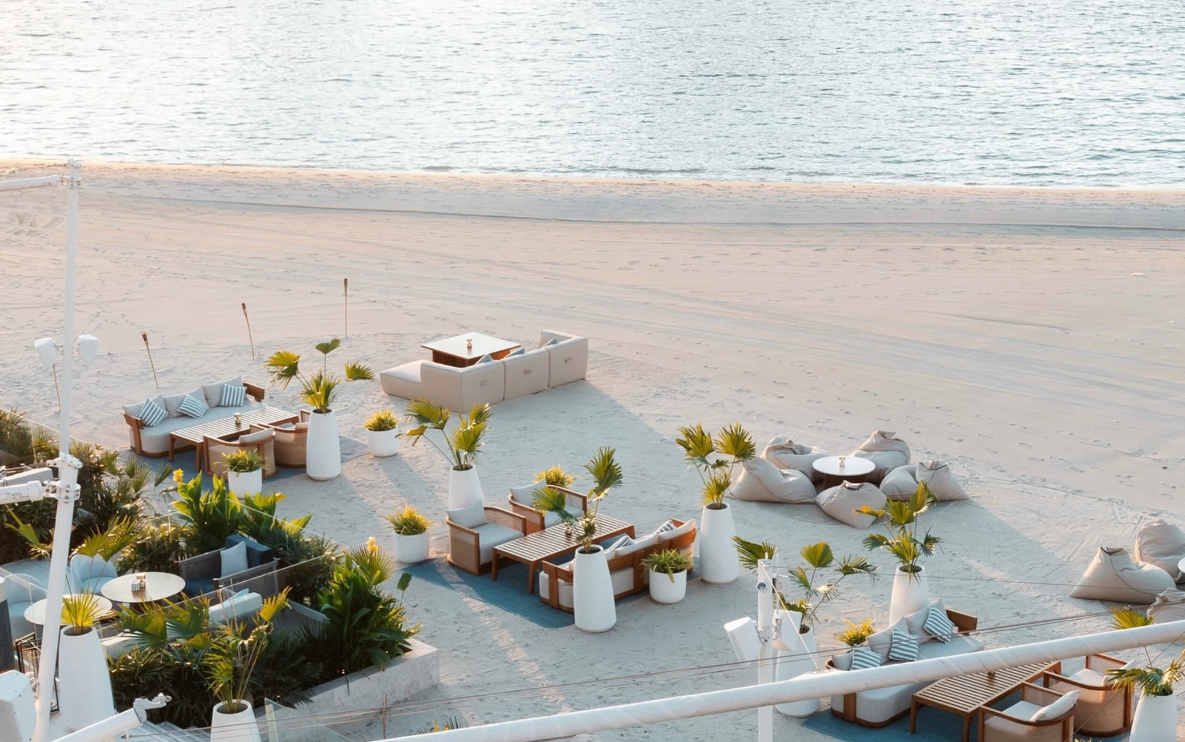 DRIFT Sea Lounge