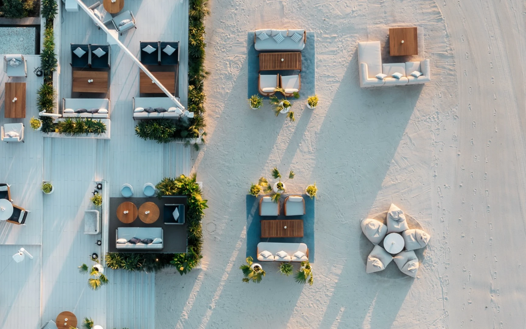 DRIFT Sea Lounge