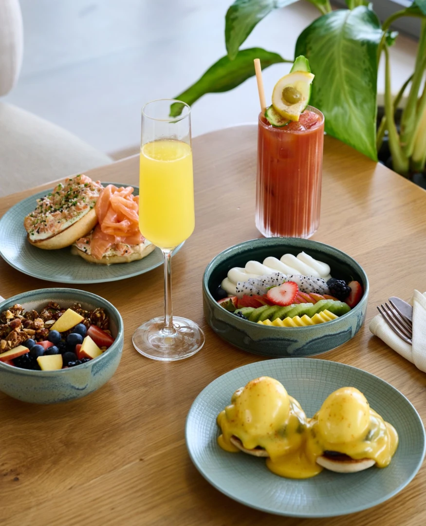 Food & Beverage